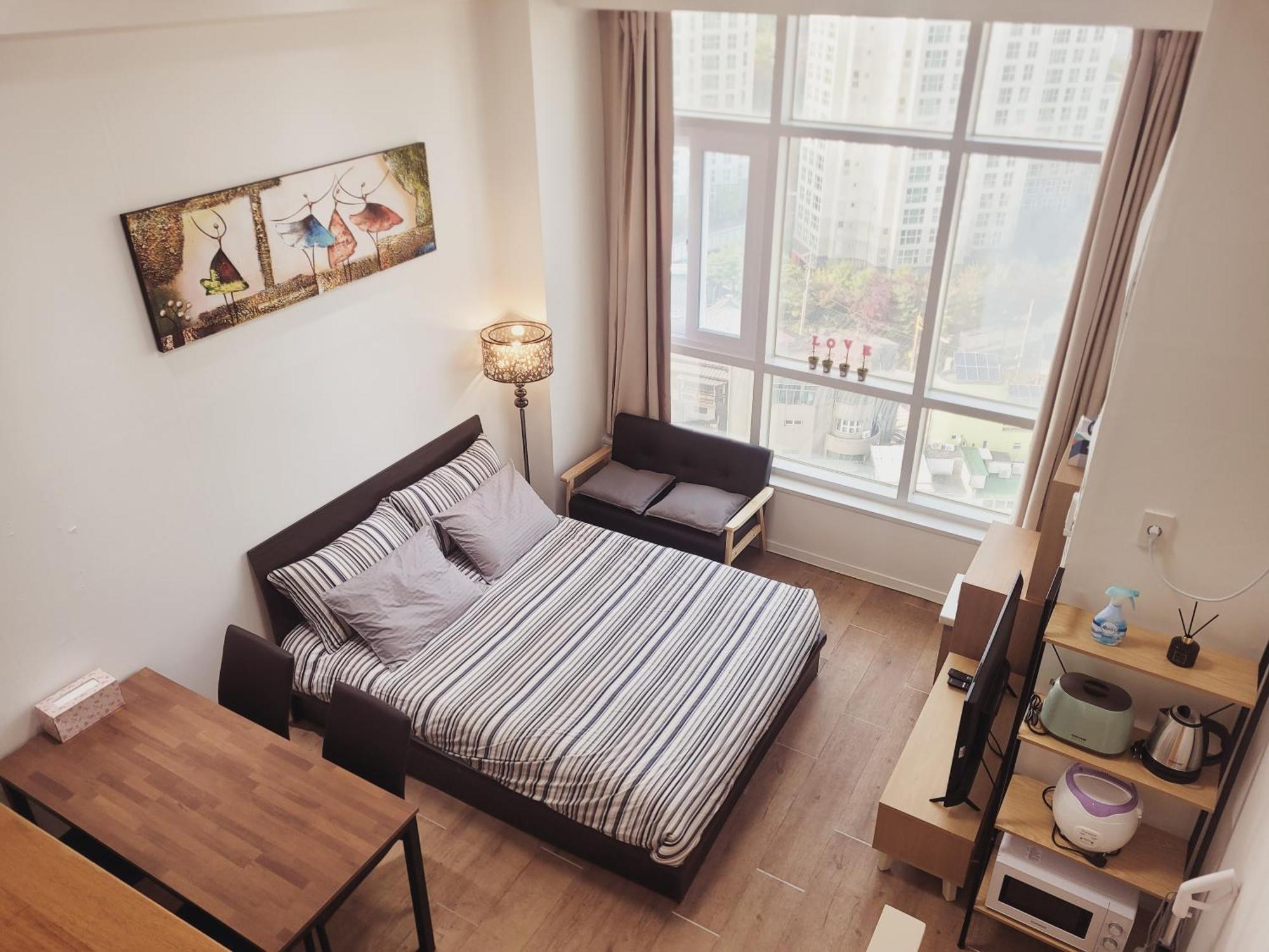 Апартаменты Travel House Сеул Экстерьер фото